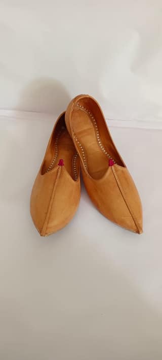 leather handmade mojari