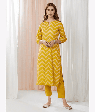 Shivaradhya designers Women Cotton Striped Straight Kurti With Pants ( Mustard )