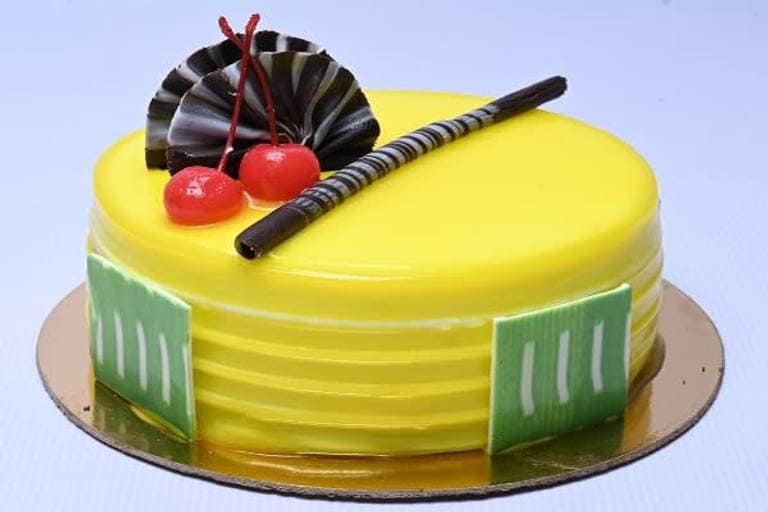 Eggless Pineapple Cake