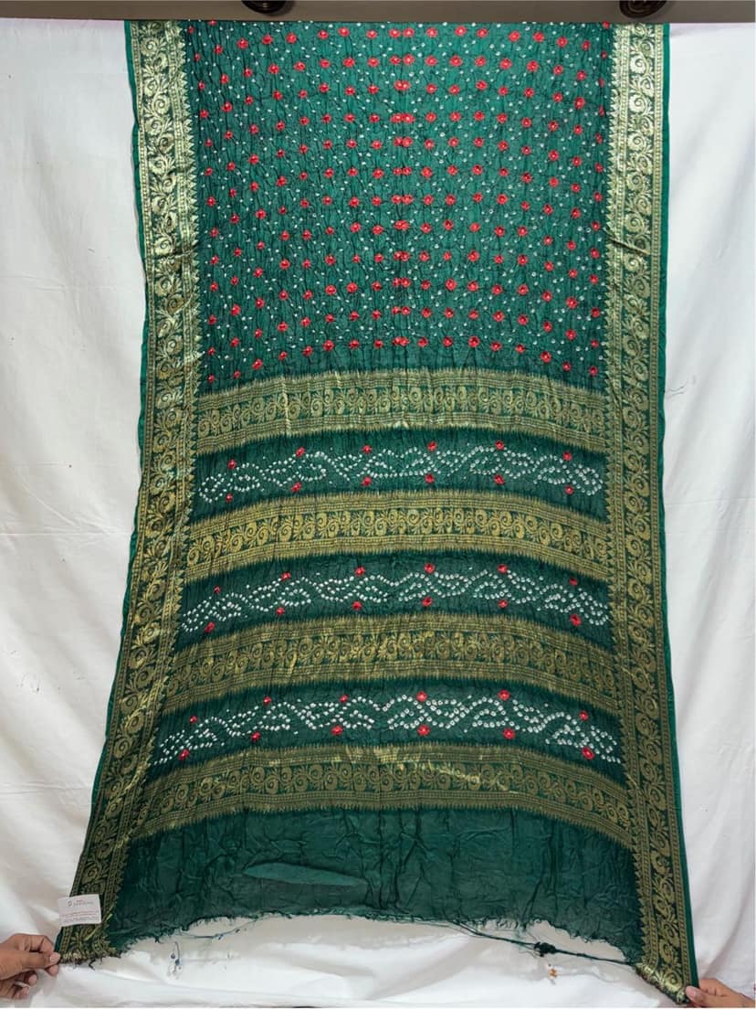 Kala Sanskruti All Over Green Color Art Silk Bandhani Saree 6.5M with Blouse Piece Elegant Traditional Wear Bridal Unique Saree for Women
