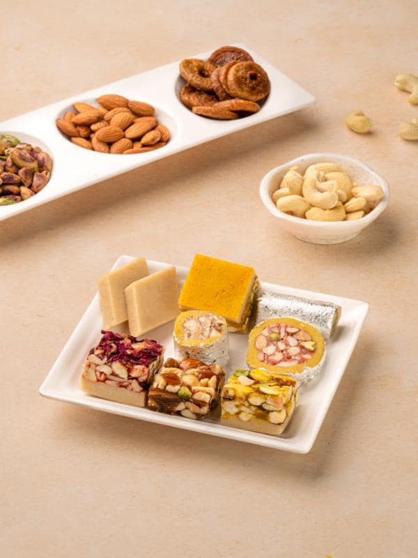 ASSORTED DRY FRUIT SWEETS '250 GMS'