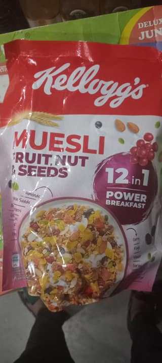 Kellogg's muesli fruit nut & seeds
