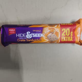Parle hide & seek choco chip orange sandwich
