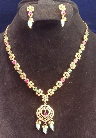 Stunning Gold-Plated Kundan Necklace Set with Pink and Green Stones