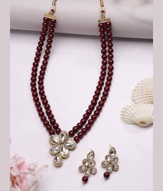Sukkhi Maroon Alloy Necklace Set ( Pack of 1 )