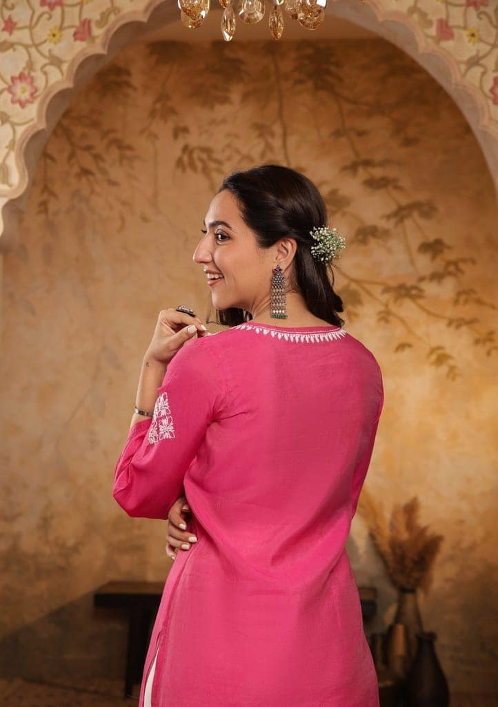 Chanderi Chikankari Solid Women's Long Kurta - Pink view 7