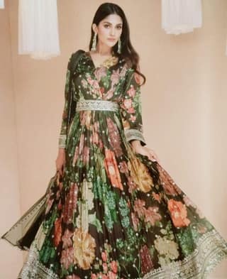 Women's Floral Print Maxi Dress with V-Neck and Long Sleeves
