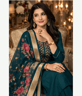 Radhe Enterprise Women Rayon Embroidered Straight Kurti With Pants ( Teal )
