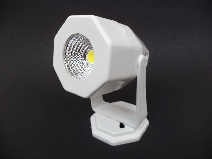 White Single Focus with Constant/Steady Function view 3