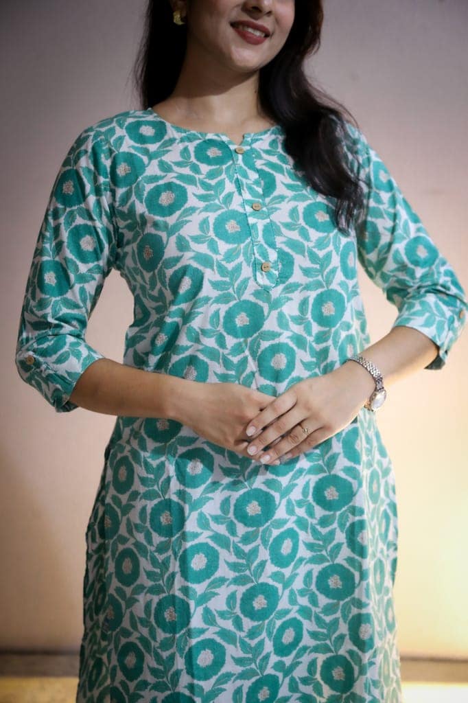 Women's Pure Cotton Straight White& Sea Green Embellished Kurta view 4