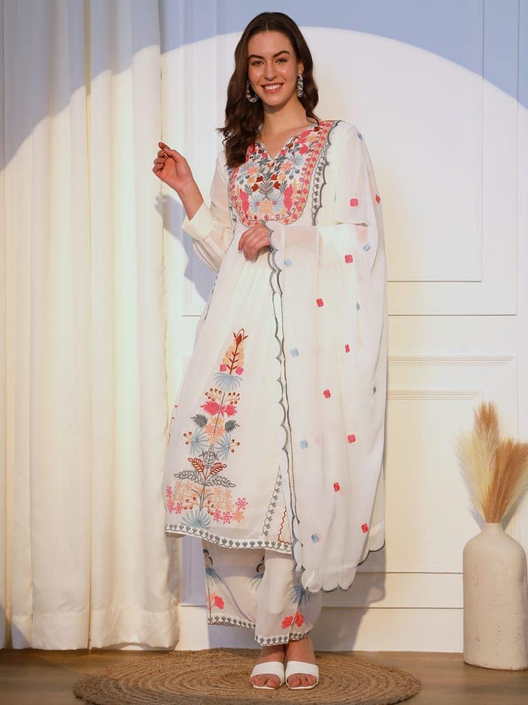 ASPORA Heavy Floral Embroidered Mirror Work Kurta With Palazzos & Dupatta view 5