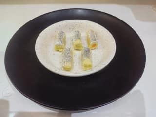 Khoa Badam Roll