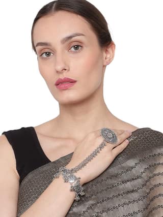 Cardinal Oxidized Silver Color Adjustable Finger Ring Bracelet