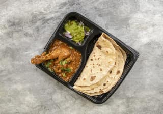 3 Roti With Chicken Masala