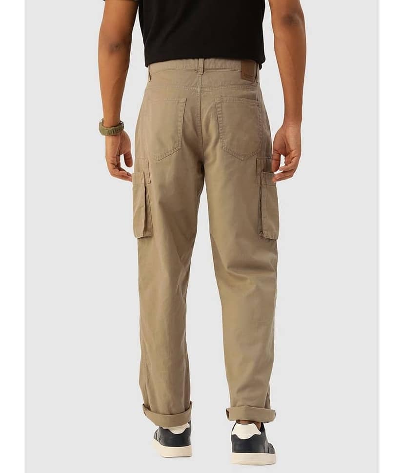 Bene Kleed Men Pure Cotton Solid Straight Fit Cargos Trousers view 3