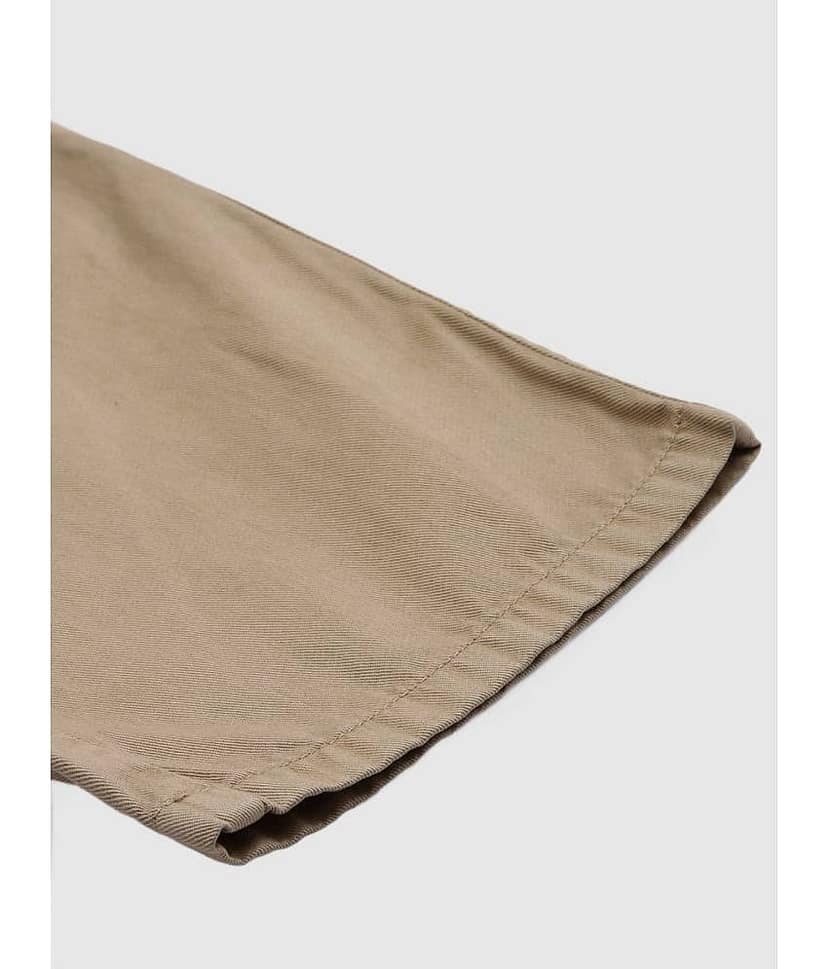 Bene Kleed Men Pure Cotton Solid Straight Fit Cargos Trousers view 7