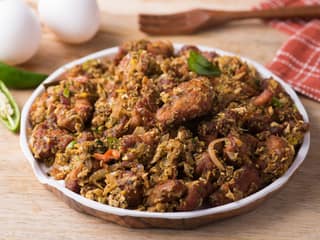 Boneless kozhi muttai varuval