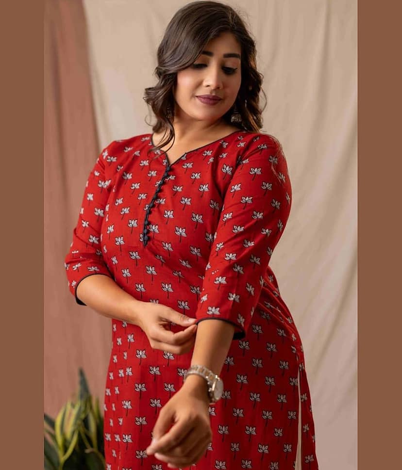AMTHI Women Cotton Self Design A-line Kurti ( Red )