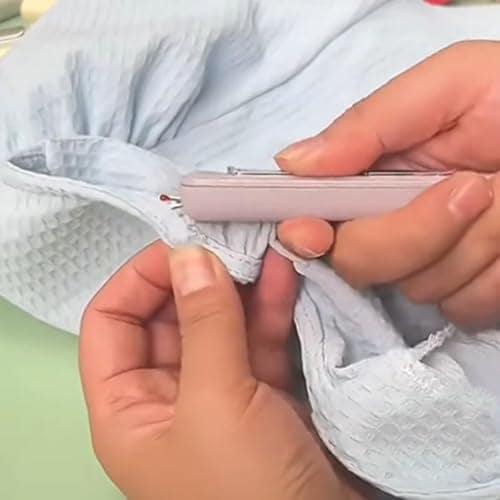 2-in-1 Needle Threader & Seam Ripper Tool for Hand Sewing and Machine Use, Easy Sewing Threader Tool with Sharp Seam Cutter, Durable 2 in 1 Needle Thread Accessory view 2
