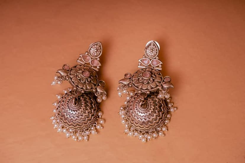 Garvi Gurjari (A Gujarat Govt Enterprise) Handcrafted Oxidized German Silver Earrings (GGCGSEN09) view 4