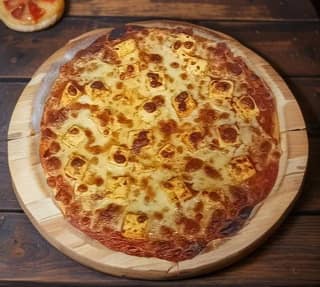 Peri Peri Paneer Pizza