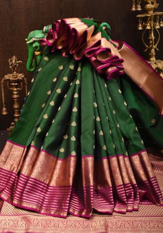 Green Korvai Kanjivaram Pure Silk Saree with zari buttas and Pink borders | SILK MARK CERTIFIED