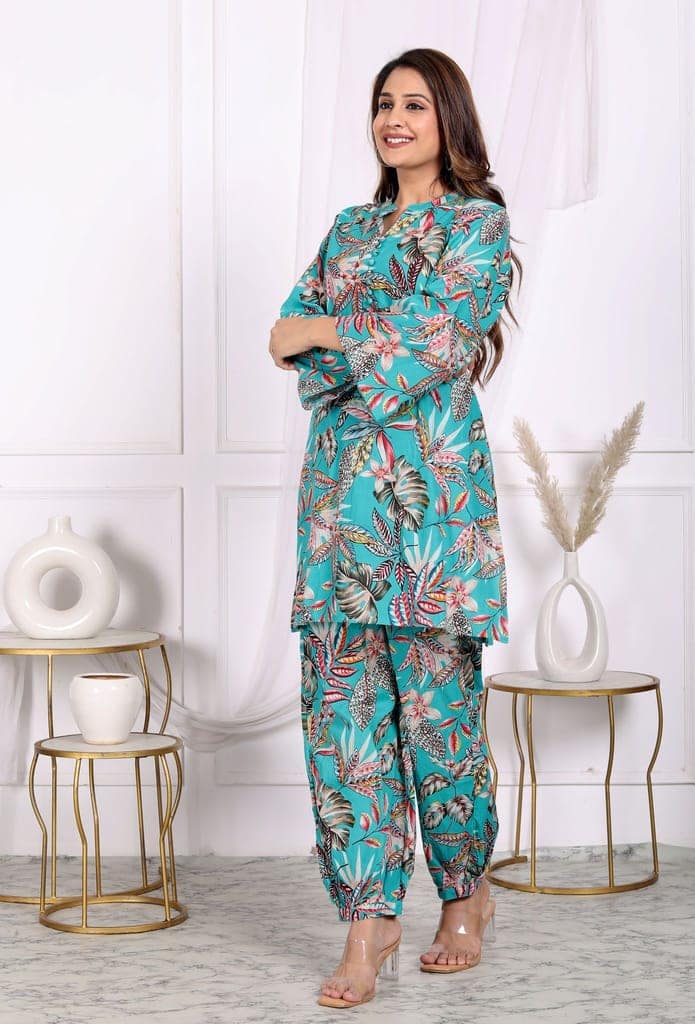 Womens fine cotton co-ord-set c-green with multi color motif top with pant view 4