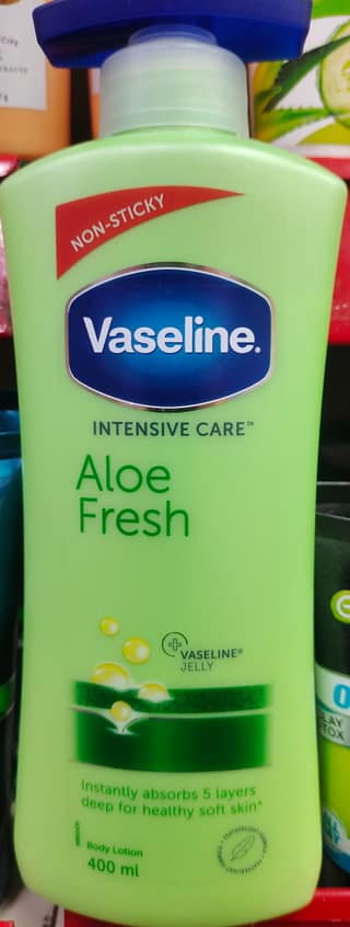 Vaseline moisturiser intensive care aloe fresh
