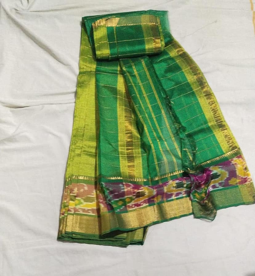 POCHAMPALLI SAREE BORDER COTTON/PATTU Green and gold silk saree with zari border view 2