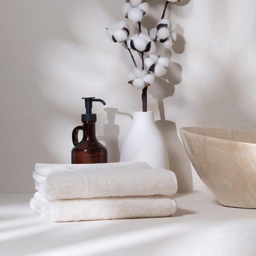 Feather & Spun Organic Cotton Hand Towel (Pack of 2) | Lavender Fragrance | GOTS Certified | Anti Microbial | Fade Resistant | Double Needle Stitch | 550 GSM | 76 cms x 45 cms view 4