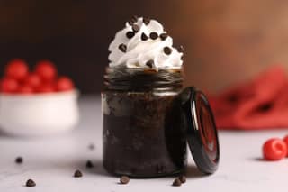 Chocolate chip jar cake