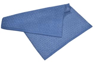 Pona Most cotton durries are reversible, offering dual-use designs.