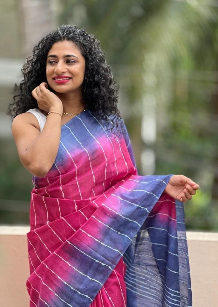 Kota Viscose Silk Saree for Women with Flag Stripe Body and Matching Blouse view 2