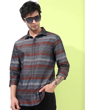Highlander Cotton Blend Slim Fit Striped Full Sleeves Men's Casual Shirt - Brown ( Pack of 1 )