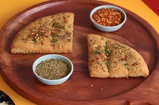 Four cheese garlic bread sticks