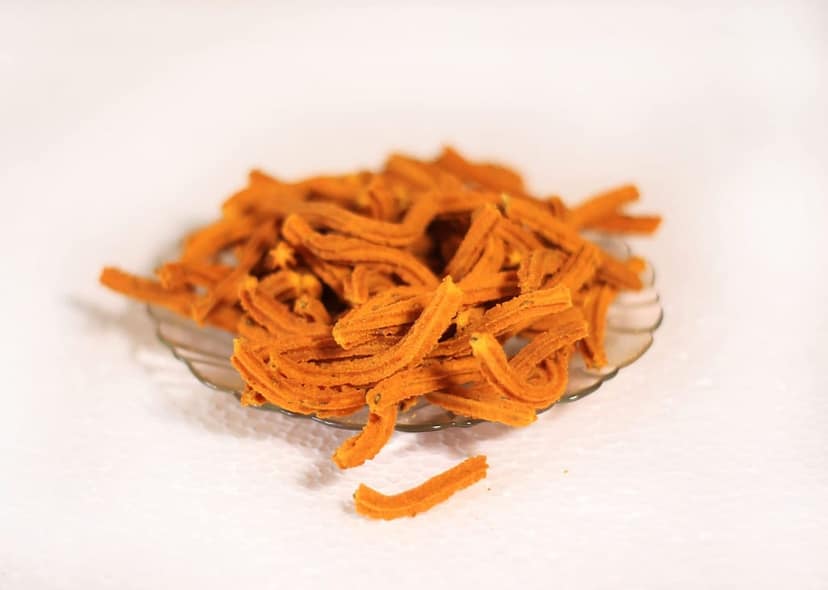 CRUNCHIZZ - 3 in 1 CHAKLI COMBO I GHEE Murukku, RICE Murukku, TOMATO Murukku I Traditional South Indian Recipe I No Artificial Additives I Authentic & Crunchy I 250 Gram Each I Total 750 Grams view 3
