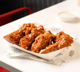 Buffalo chicken wings