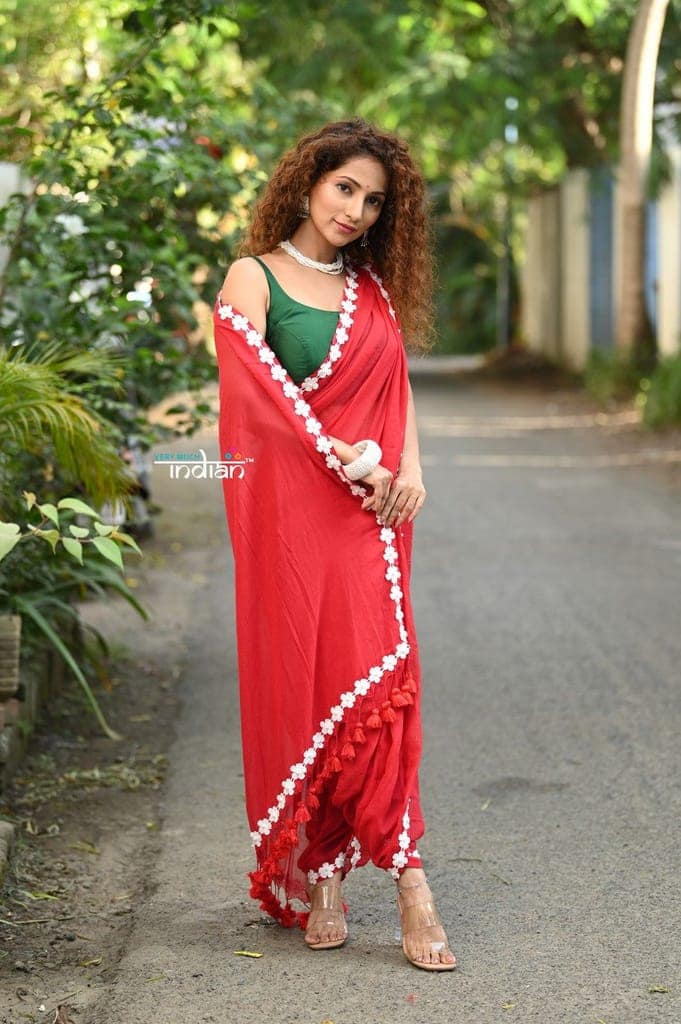 Taapsee ~ Designer! Pure Mul Cotton Saree with Sleek Border ~ Bright Red view 3