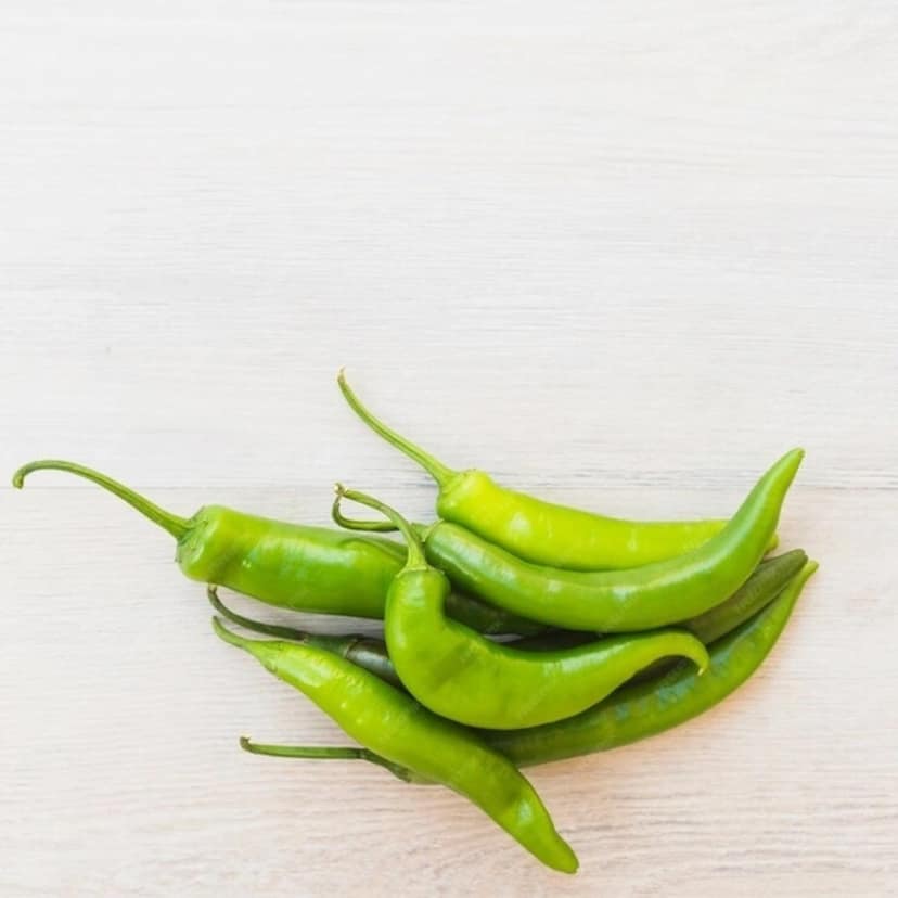 Less Spicy Green Chilli - (Kam Teekha Hari Mirch) 200gm