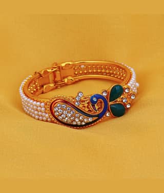 Sukkhi- Gold Bangle (Pack of 1)