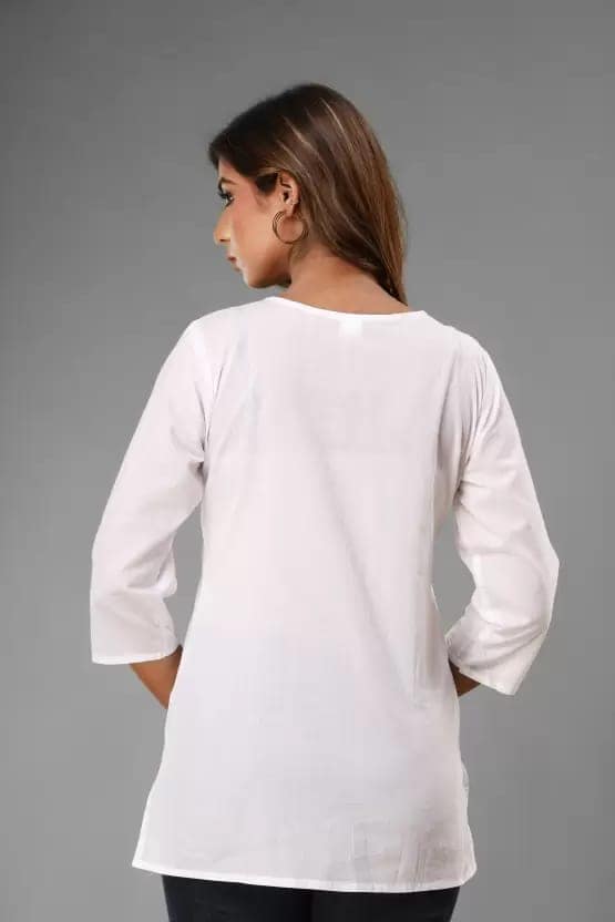 Women Embroidered Pure Cotton Straight Kurta (White) view 4