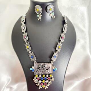 Elegant Long Pendant Style Oxidized Silver Tone Necklace and Earrings Set Brass Alloy Necklace with Earrings for Women view 2