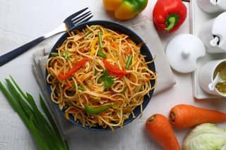 Veg Chilli Garlic Noodles