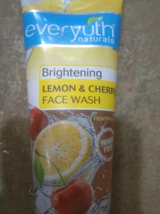 Everyuth lemon & cherry face wash 50g