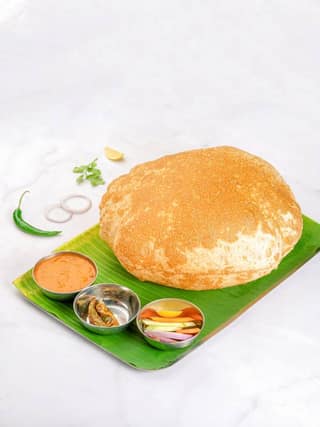 CHOLA BATURA