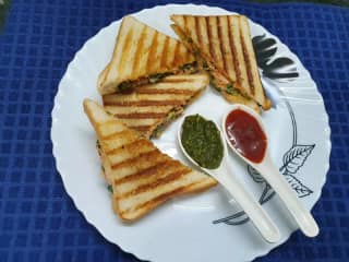 MIX GRILLED SANDWICH
