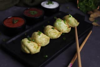 Paneer fried momo