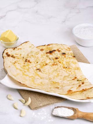 GARLIC NAAN