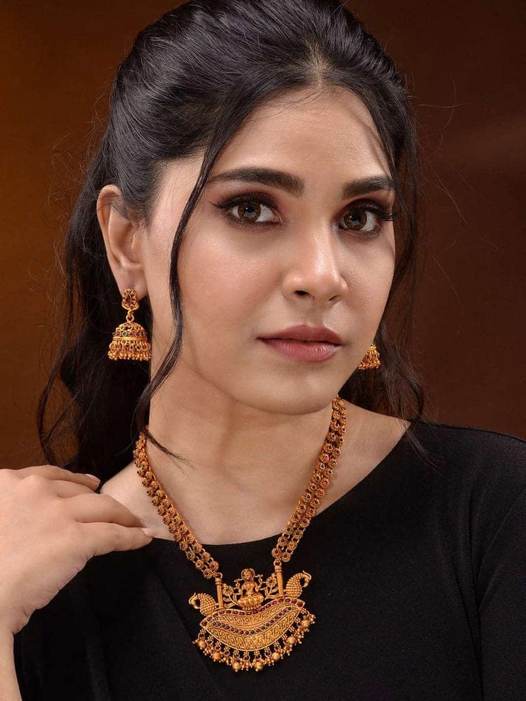 Gold Plated Red Kempo Goddess Lakshmi Deseigner Temple Jewellery Set view 2