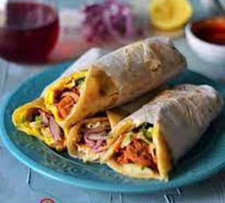 Single Egg Chicken Roll